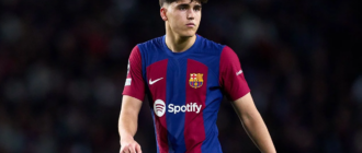 Aos 17, ele joga como um veterano. O técnico do Barcelona, ​​Flick, elogia Pau Kubarsi