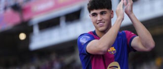 Araujo conta com quem o zagueiro Kubarsi, lenda do Barcelona, ​​de 17 anos, se parece