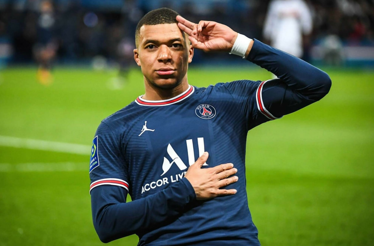 Fabian Ruiz prevê o emocionante confronto entre Kubarsi e Mbappe nas quartas de final da Liga dos Campeões